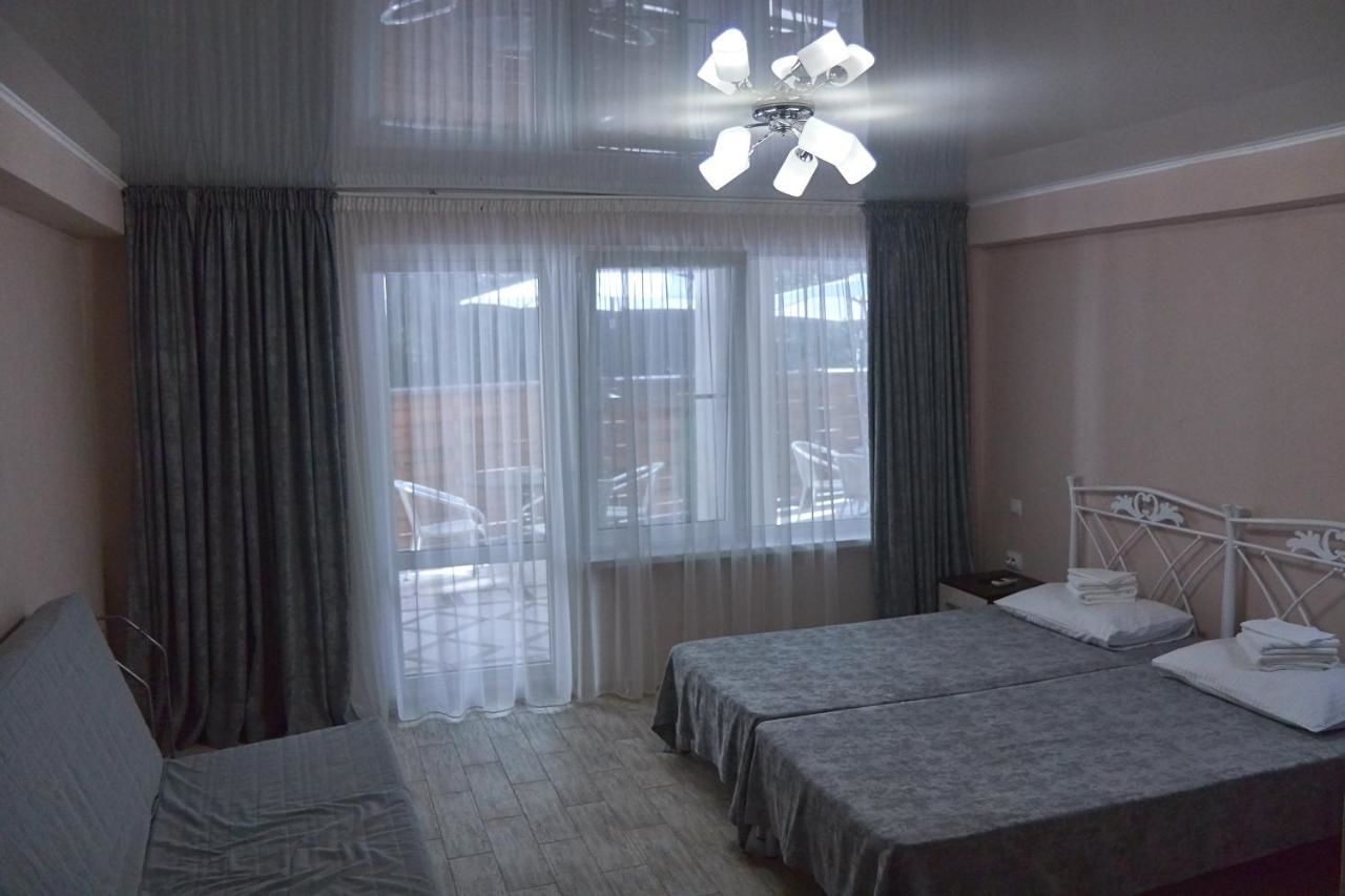 Мини-отель Gnezdo Beloy Sovy Mini Hotel Гагра-20