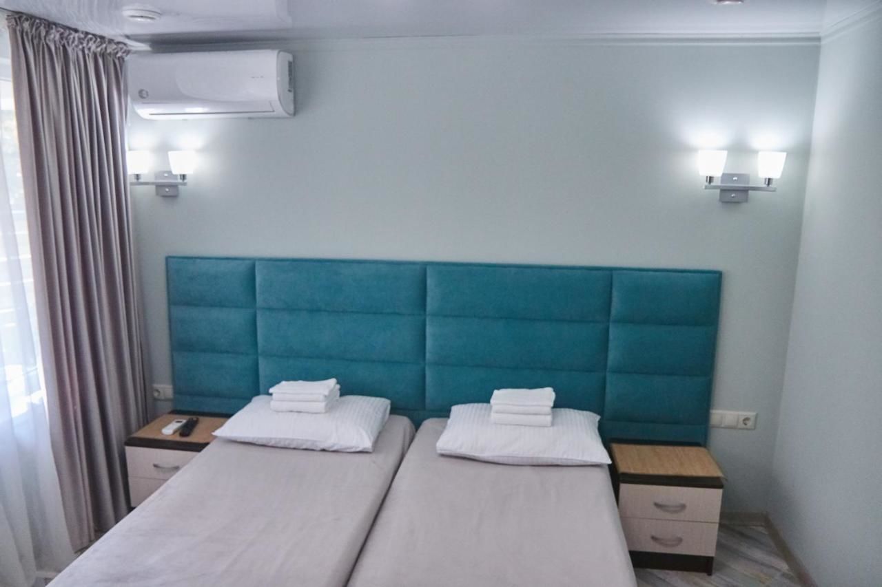 Мини-отель Gnezdo Beloy Sovy Mini Hotel Гагра